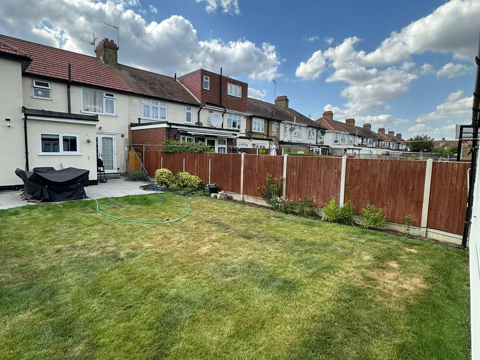 Narrow garden with mature planting